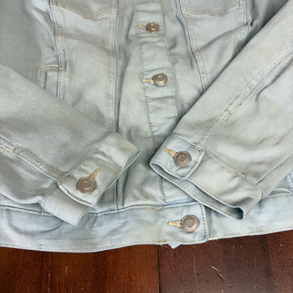 Time and Tru Jean Denim Jacket Women's XL (16-18) Light Blue wash Trucker Jean - Picture 10 of 16